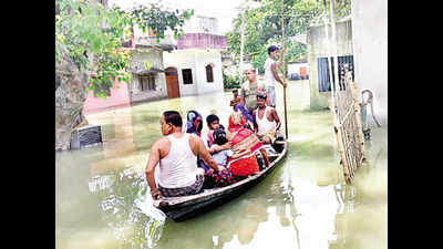 North Bihar rivers in spate as floods hit 5 lakh more in 12 districts
