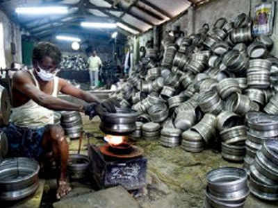 Covid corrodes prospects of city stainless utensil makers | Chennai ...