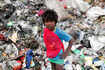 Indian scavengers put their lives in jeopardy amid coronavirus debris