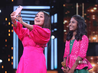 Sa Re Ga Ma Pa Li’l Champs: Neha Kakkar is mesmerised by a young contestant’s singing; clicks a selfie with her