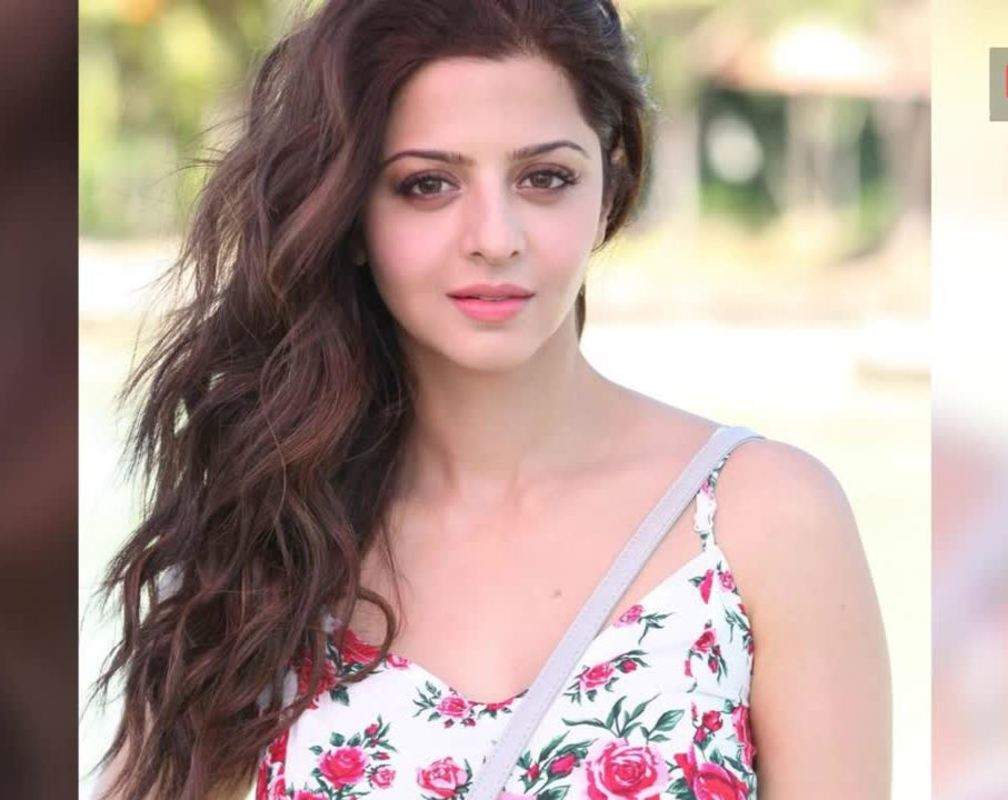 
Vedhika talks about life in lockdown and films
