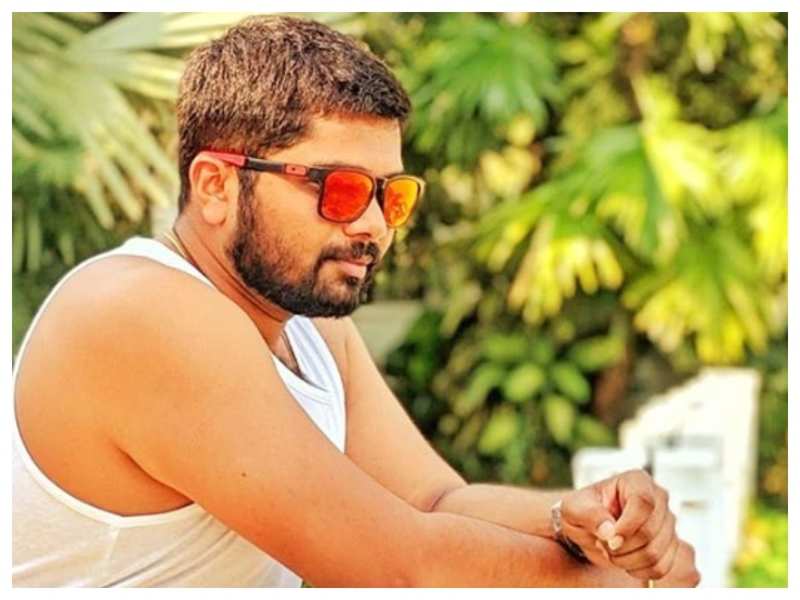 Hemant Dhome shares a throwback picture from his Goa ...
