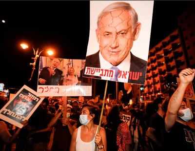 Thousands demonstrate as anti-Netanyahu protests gain steam