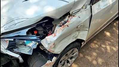 Car suffers tyre burst on NH-48, knocks down two men to death