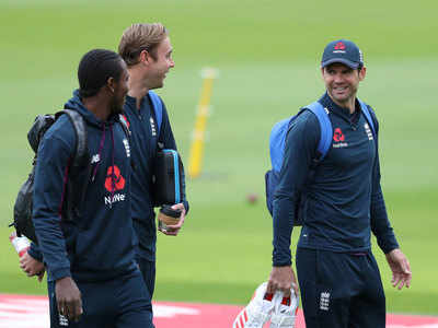 England pace aces create 'headache' for Joe Root ahead of Pakistan Tests
