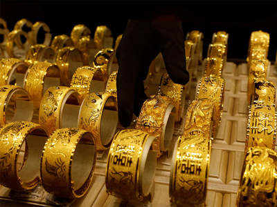 Gold steadies near record high as virus concerns persist