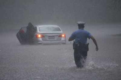Storm Isaias pounds US East Coast, killing at least 5