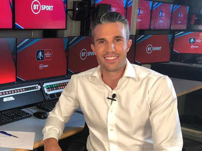 Robin van Persie joins Feyenoord to see if he takes to coaching Football News image