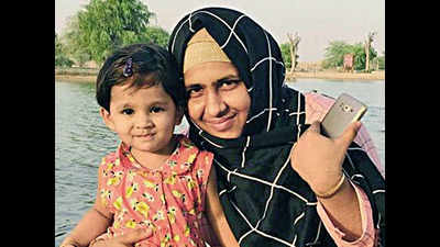 Kerala plane crash: Mom-daughter duo escapes unscathed after seat change
