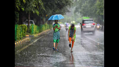 Expect moderate to heavy rain over the next few days in Delhi