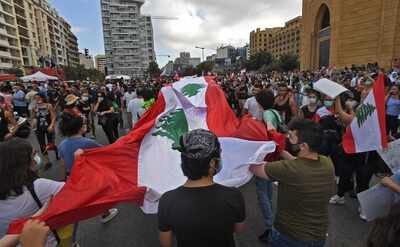 In day 2 of anti-government demonstrations, protesters broke into the housing and transport ministry offices