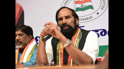 Uttam Reddy: KCR working in tandem with AP | Hyderabad News - Times of ...