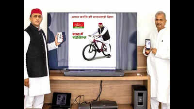 Samajwadi Party sets UP poll agenda with ‘22 mein bicycle’ message