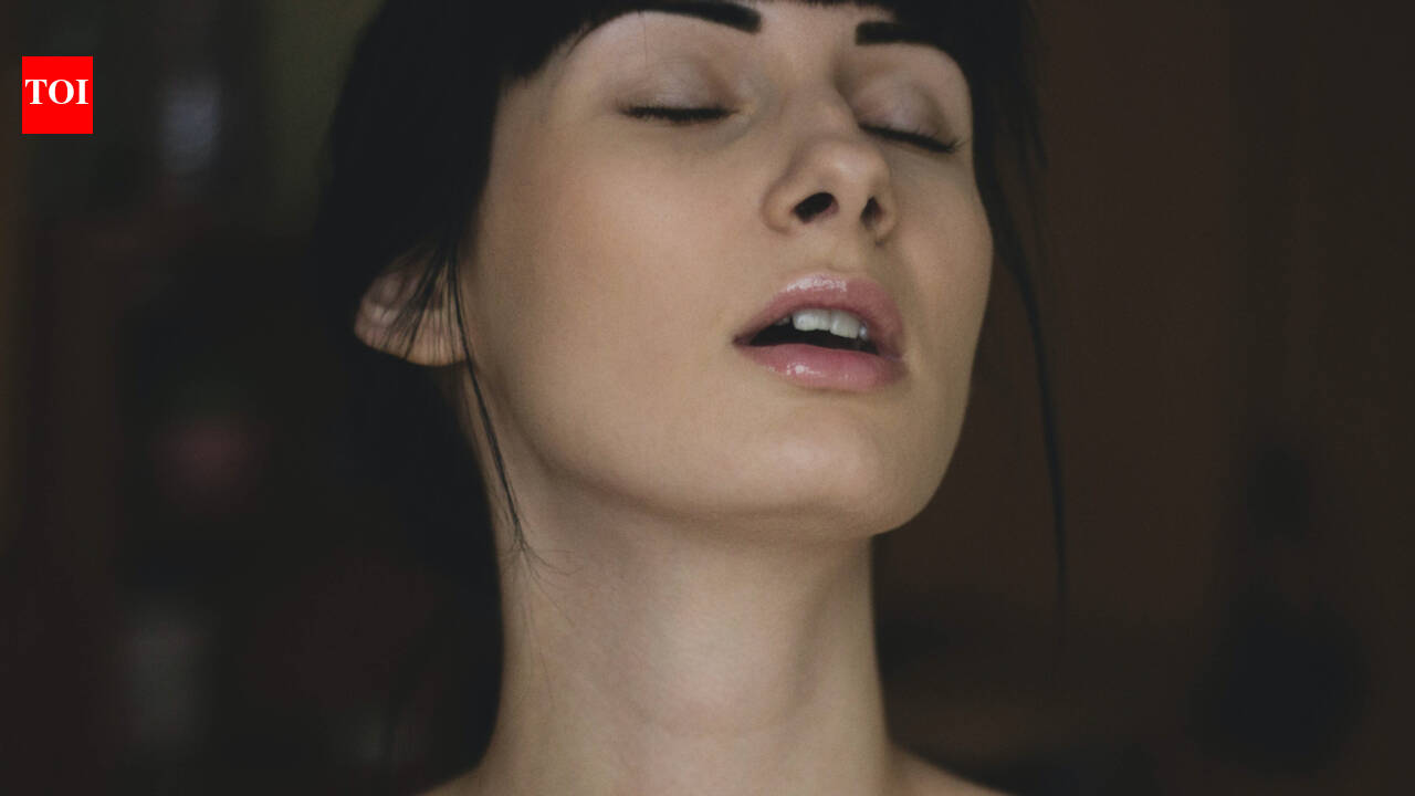7 reasons you are not able to get 'wet' during sex