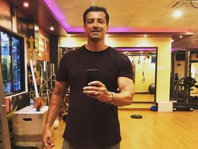 Kora Pakhi actor Rishi Kaushik is happy to hit the gym