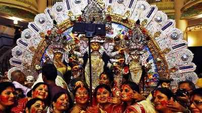 Coronavirus infects festive spirit in Delhi: Durga Puja to be celebrated quietly