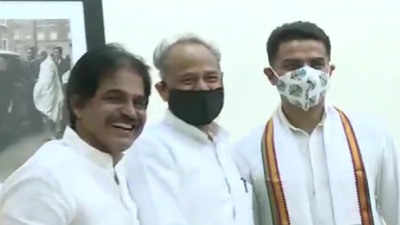 Rajasthan: Congress leader Sachin Pilot meets CM Ashok Gehlot ahead of special assembly session