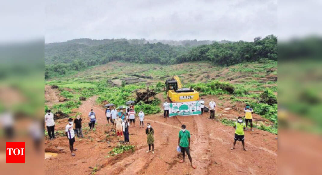 Goa: Mollem, Collem villagers create virtual human chain | Goa News ...
