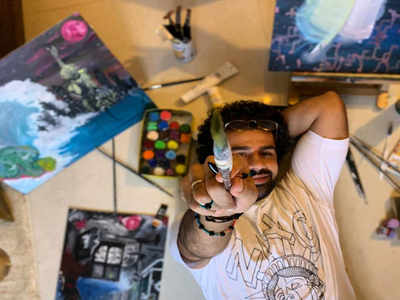 Actor Aashish Mehrotra turns a painter - Times of India