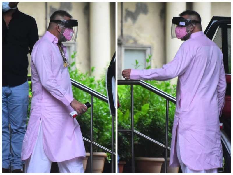Sanjay Dutt snapped outside the hospital post-cancer diagnosis; view pictures