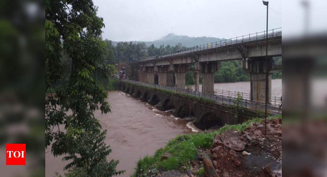 With Vashishti river flowing over danger mark, Mumbai-Goa highway shut ...