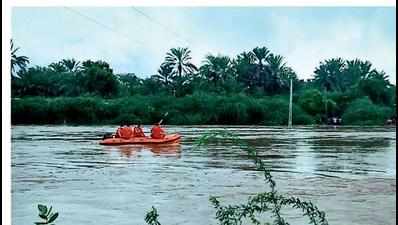 14 swept away in flooded rivers of Saurashtra, Kutch