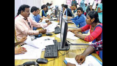 Tamil Nadu 20 rise in applications for engineering admissions