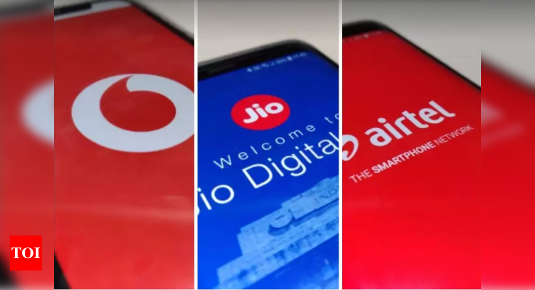 Airtel Vs Vodafone Vs Jio: Explore The Best 365 Days Validity Recharge ...