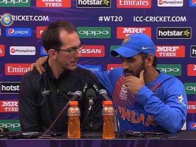 In 2016, when an Aussie journalist asked MS Dhoni if he will 'continue  playing', this happened | Cricket News - Times of India