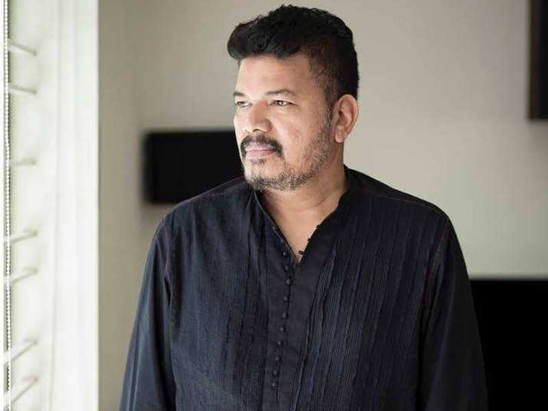 Happy Birthday Shankar: Mahesh Babu, Kajal Aggarwal and others pour in  wishes as filmmaker turns 57 | Telugu Movie News - Times of India