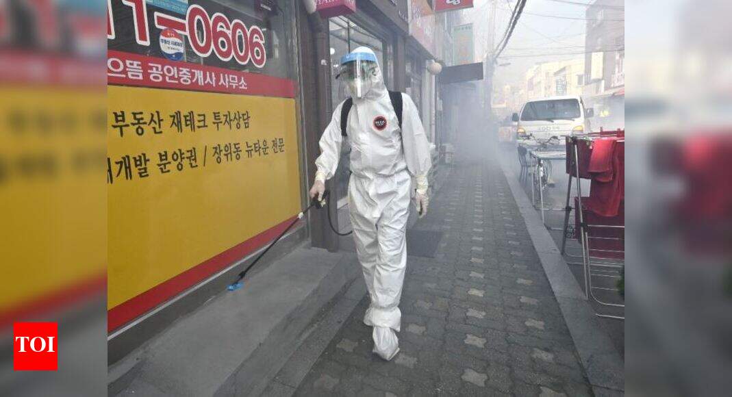 Coronavirus in South Korea South Korea tightens restrictions in Seoul area to tackle