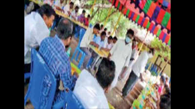 Kundrathur tahsildar lauded by Tamil Nadu CM throws biryani party, transferred