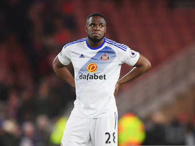 Ex-Everton striker Anichebe says frustrated by police stop