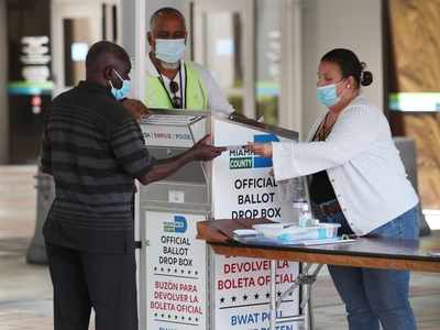 US postal chaos prompts Democrats to reassess mail-ballot plan