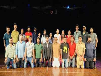Pravara Art Studio shows gratitude towards its ‘offstage theatre stars’