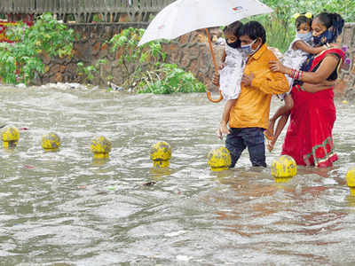 Heavy Showers Bring A Sense Of Deja Vu With Delhi Brought To Its Knees ...