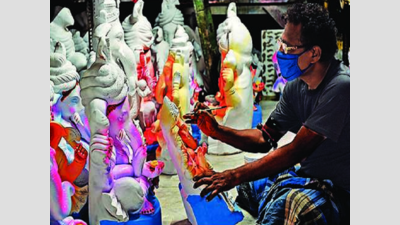 Kolkata: Work on Ganesha idols to continue on lockdown days