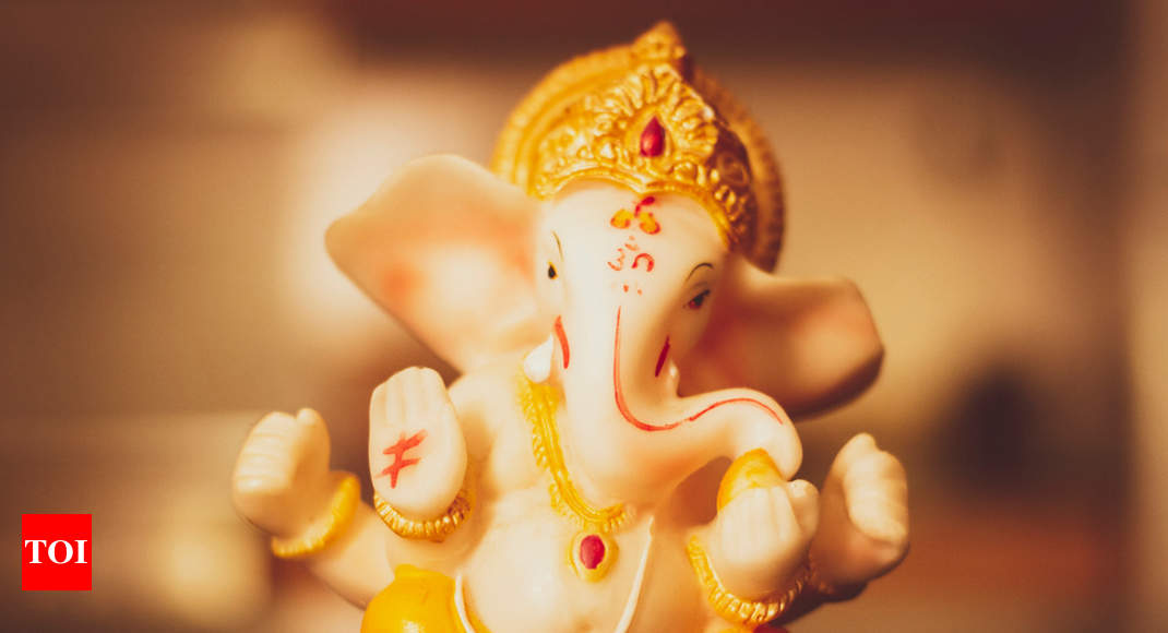 Happy Ganesh Chaturthi 2022: Top 50 Wishes, Messages, Quotes and Images to  share with your loved ones | - Times of India