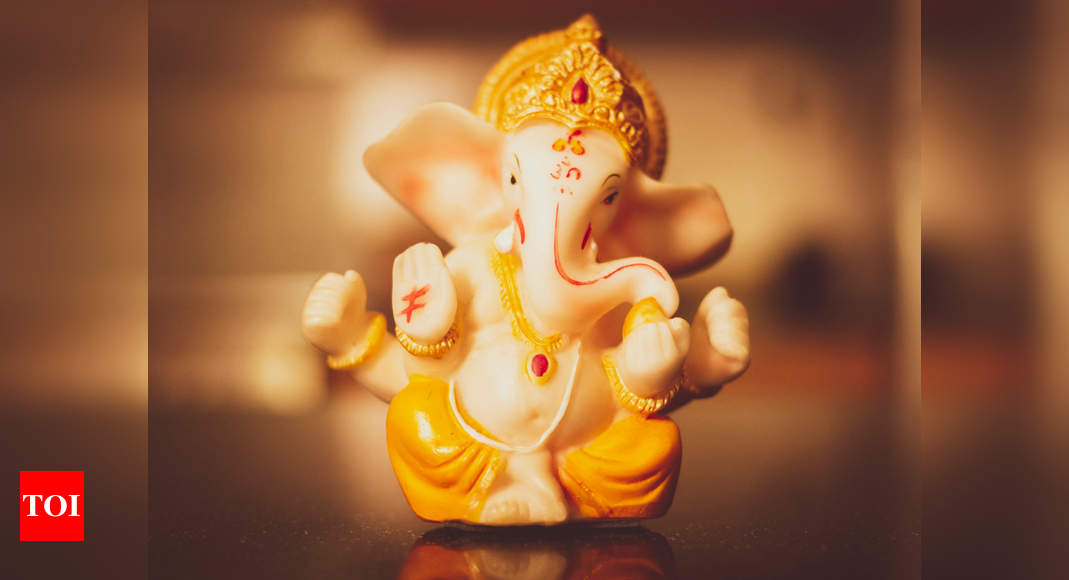 Happy Ganesh Chaturthi 2022: Top 50 Wishes, Messages, Quotes and Images to  share with your loved ones