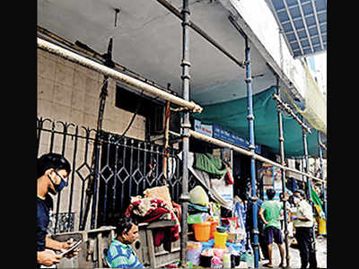 Kolkata: East-West Tunnel Borer Urvi Crosses BB Ganguly Station ...