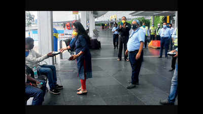 Kolkata airport officials offer food and shelter to stranded flyers