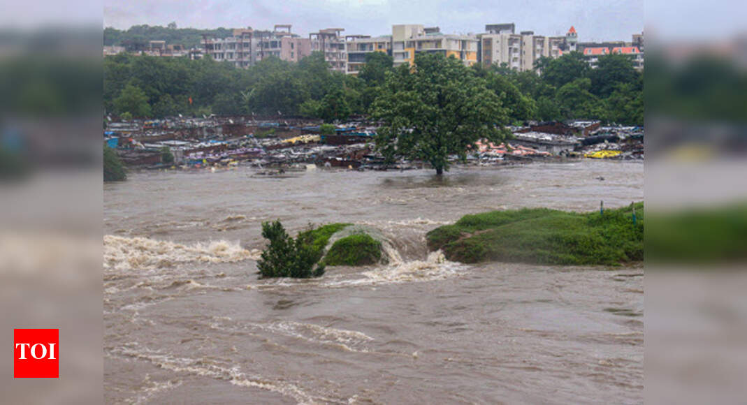 Heavy rains pound parts of west Madhya Pradesh; one killed in wall ...