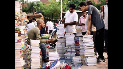 After 5 months, Delhi's Daryaganj book bazaar to be back in business in a sanitised avatar