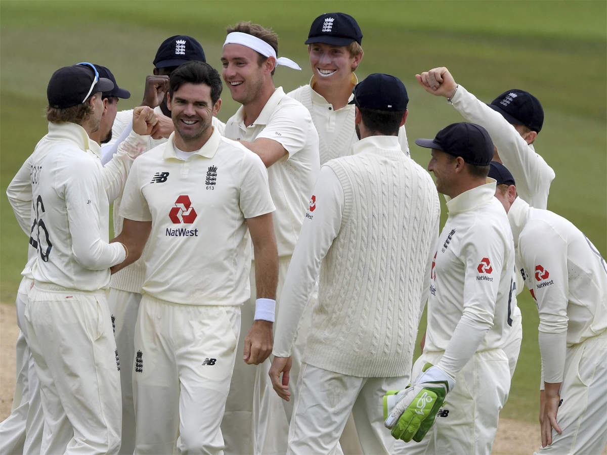 England Vs Pakistan 3rd Test Day 3 England Enforce Follow On After Bowling Out Pakistan For 273 Cricket News Times Of India
