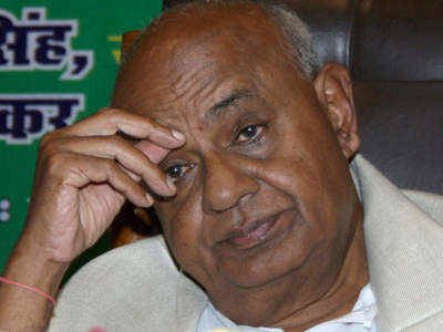 Despite pandemic, HD Deve Gowda going strong at 87