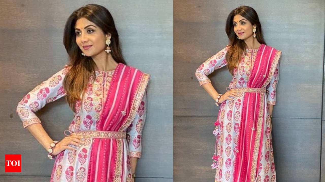 Shilpa shetty ethnic on sale wear