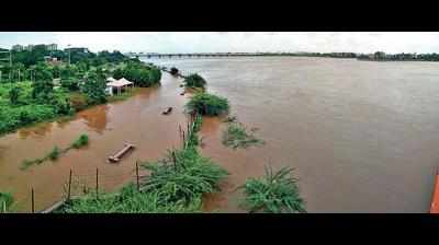Tapi riverfront submerged as river swells