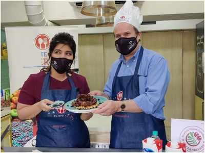 US Consul General does virtual baking series with chef Rakhee Vaswani