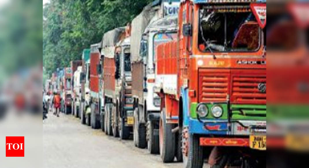 maharashtra-road-tax-waiver-of-rs-700-crore-for-commercial-vehicles-on-cards-mumbai-news