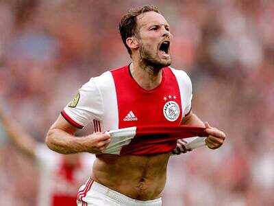 Daley Blind: Ajax's Daley Blind suffers scare as his heart ...